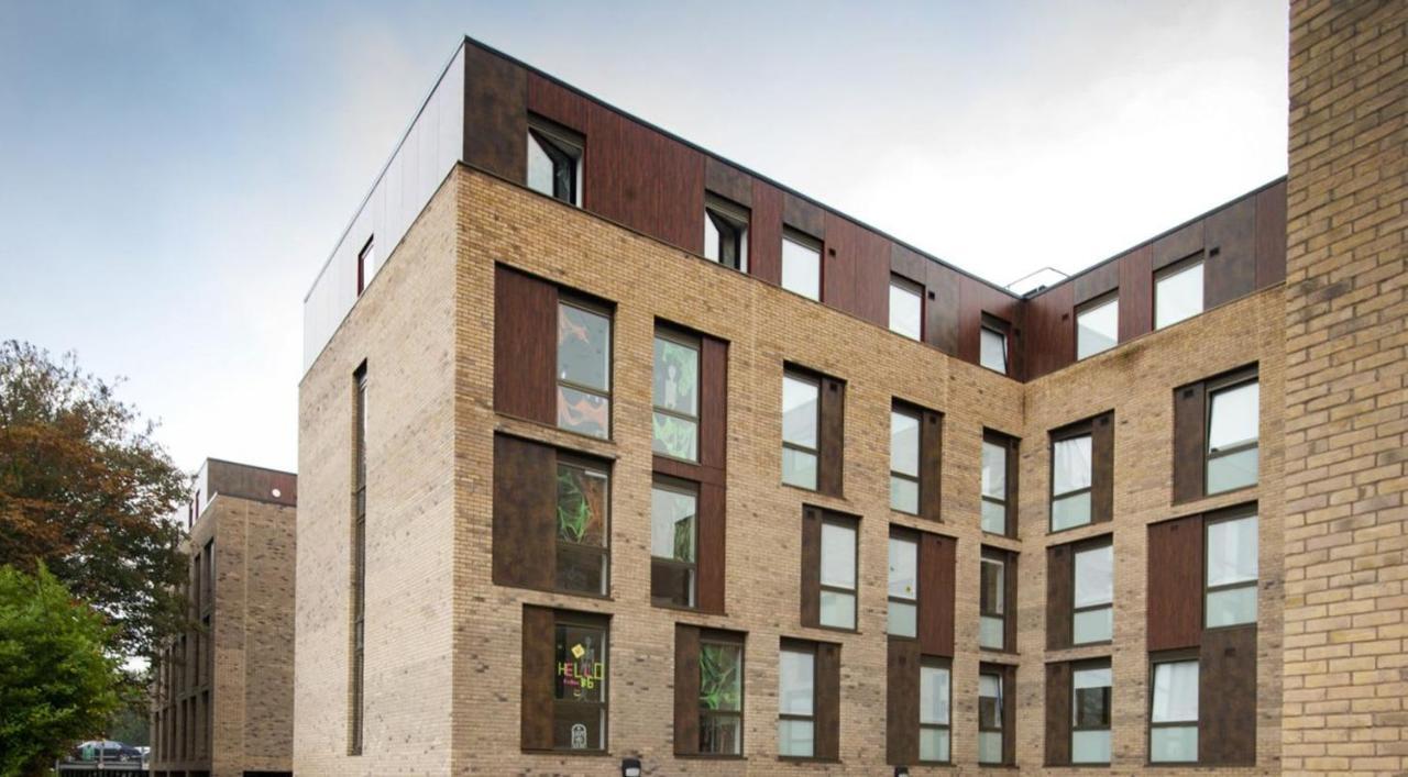 For Students Only Ensuite Bedrooms With Shared Kitchen At Cathedral Point In Winchester Exterior foto