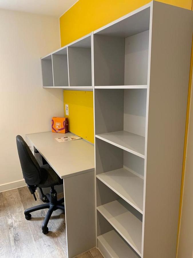 For Students Only Ensuite Bedrooms With Shared Kitchen At Cathedral Point In Winchester Exterior foto