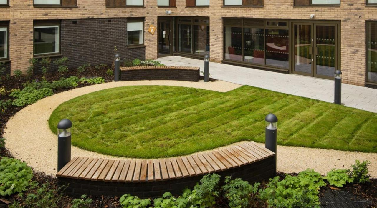 For Students Only Ensuite Bedrooms With Shared Kitchen At Cathedral Point In Winchester Exterior foto